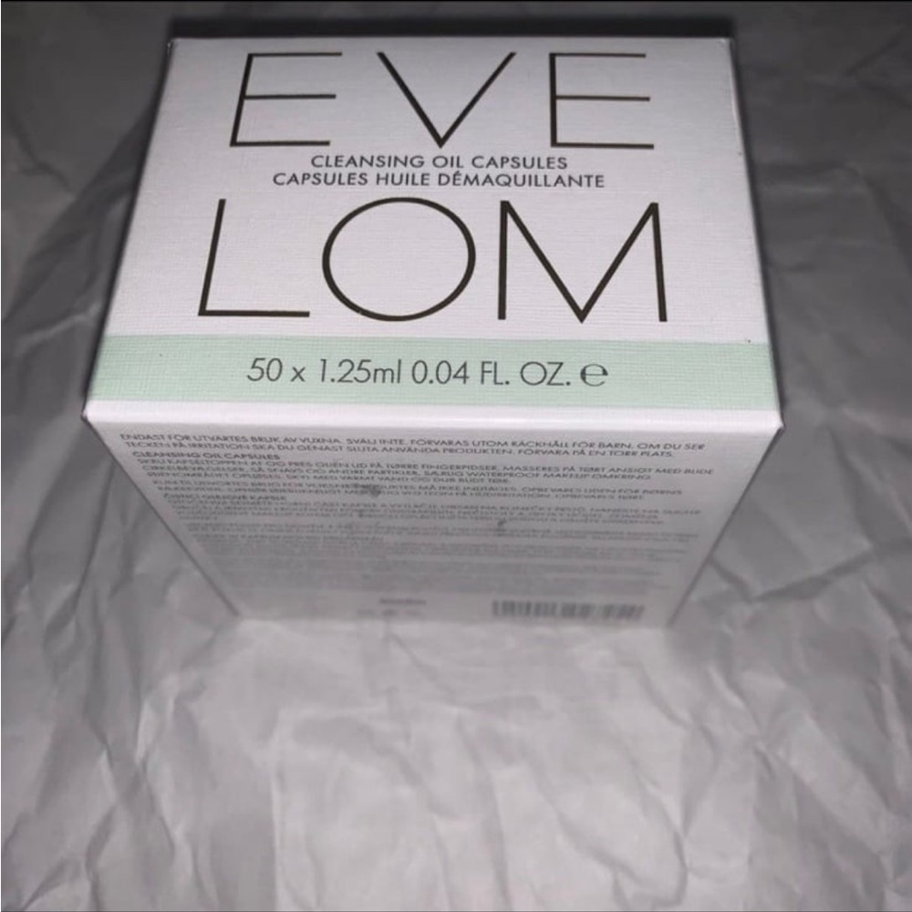 Eve Lom cleansing oil capsules